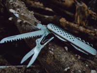 Welke multi-tool neem je mee als het echt telt?